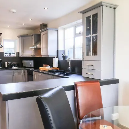 Holiday home Meadowfield House Lythe