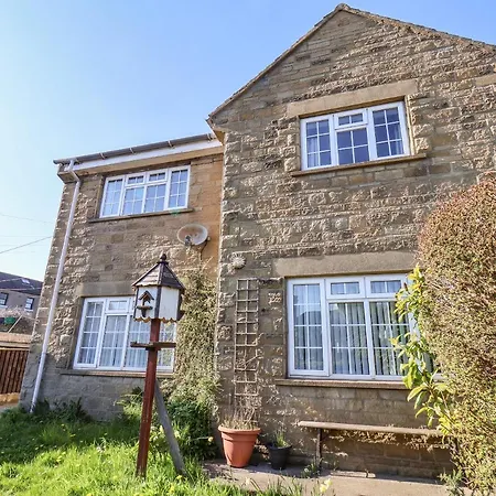 Holiday home Meadowfield House Lythe