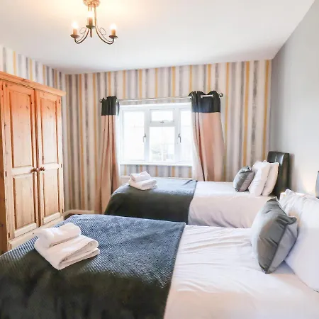 Meadowfield House Holiday home *